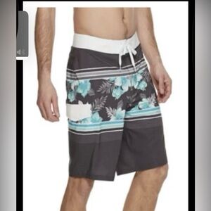 Men’s Trinity board shorts, size 28, NWT